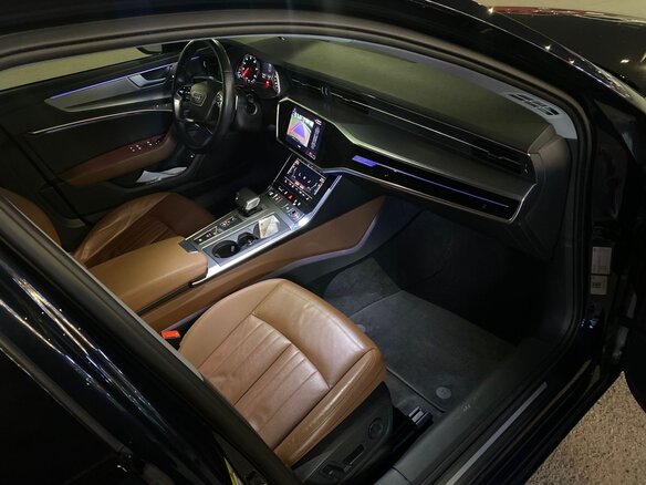 2021 Audi A6 45 TFSI V (C8), синий, 4400000 рублей - вид 10