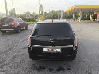 2013 Opel Astra H Рестайлинг, чёрный, 559000 рублей, вид 4