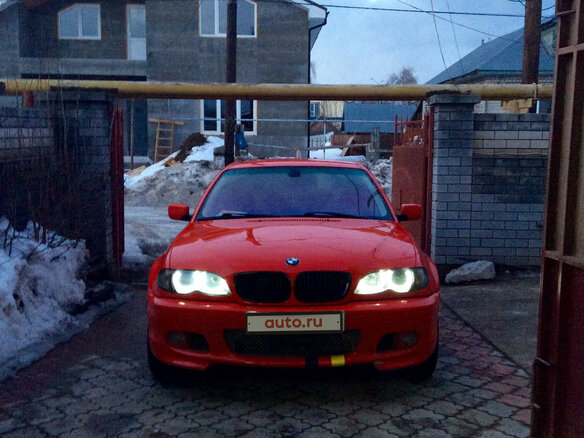 2001 BMW 3 серии 330xi IV (E46) Рестайлинг, красный - вид 1