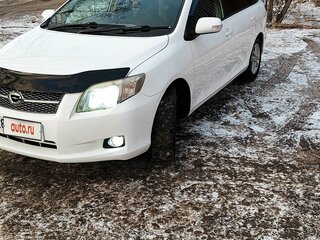 2008 Toyota Corolla Fielder X (E140, E150) Рестайлинг, белый, 800000 рублей, вид 1