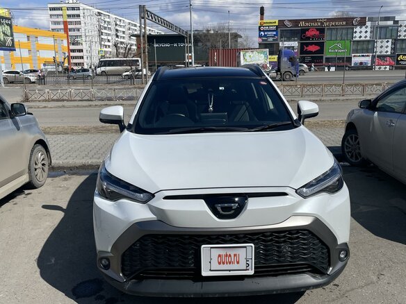 2022 Toyota Corolla Cross I, белый, 2815000 рублей
