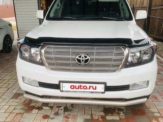 2011 Toyota Land Cruiser 200 Series, белый, 3600000 рублей, вид 2