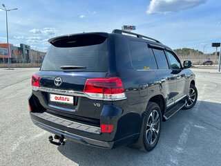 2018 Toyota Land Cruiser 200 Series Рестайлинг 2, синий, 8990000 рублей, вид 5