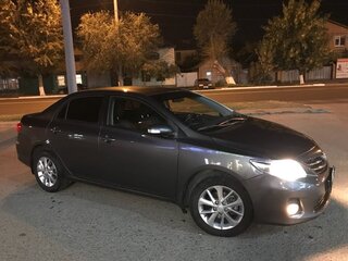 2012 Toyota Corolla X (E140, E150) Рестайлинг, серый, 970000 рублей, вид 2