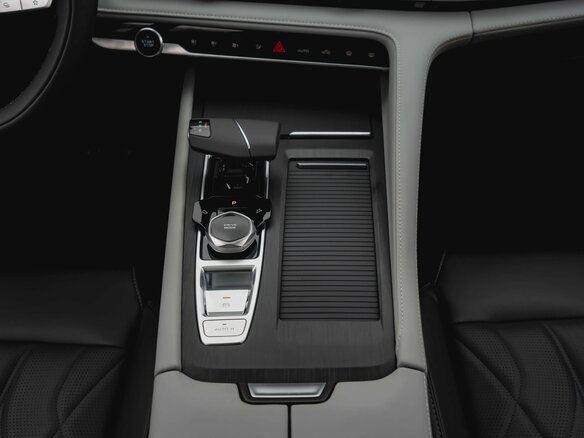 2024 Changan CS75 Plus III, чёрный - вид 19
