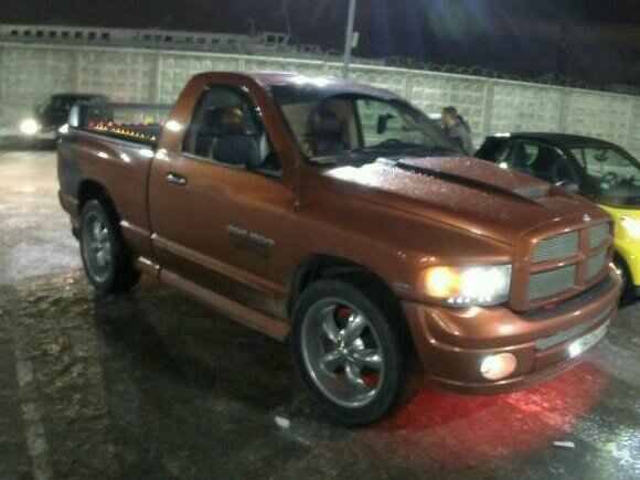 2005 Dodge RAM III (DR/DH), оранжевый