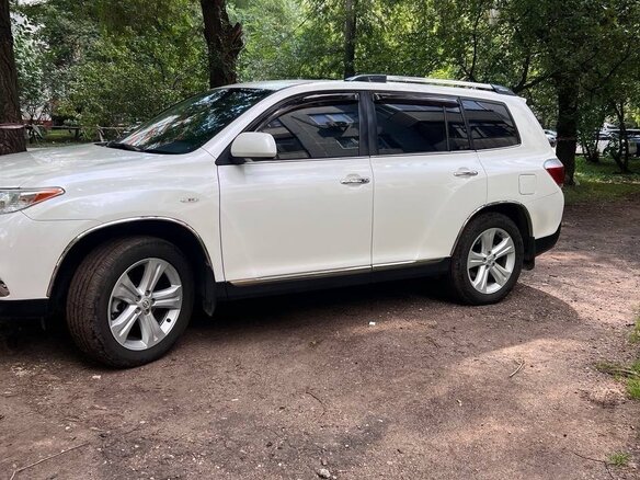 2012 Toyota Highlander II (XU40) Рестайлинг, белый - вид 9