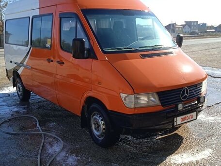 1997 Mercedes-Benz Sprinter, оранжевый, 690000 рублей, вид 2