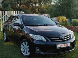 2012 Toyota Corolla X (E140, E150) Рестайлинг, чёрный, 900000 рублей, вид 3