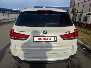 2017 BMW X5 25d III (F15), белый, 3900000 рублей, вид 3