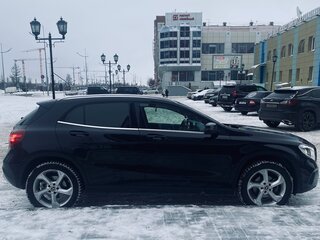 2019 Mercedes-Benz GLA 200 I (X156) Рестайлинг, чёрный, 2950000 рублей, вид 3