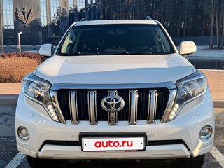 2014 Toyota Land Cruiser Prado 150 Series Рестайлинг 1, белый, 3800000 рублей, вид 2