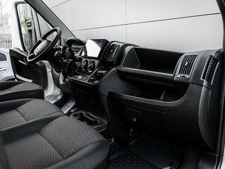 2025 Peugeot Boxer, белый, 5690000 рублей, вид 3