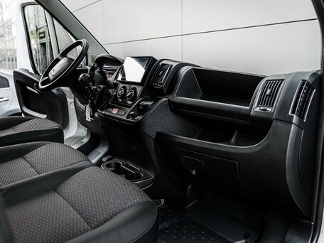 2025 Peugeot Boxer, белый, 5690000 рублей, вид 3