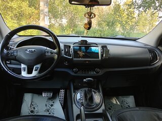 2013 Kia Sportage III, серебристый, 1400000 рублей, вид 5