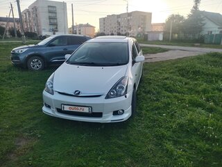 2005 Toyota Wish I, белый, 950000 рублей, вид 2