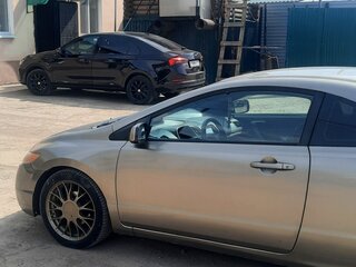 2007 Honda Civic VIII, серый, 580000 рублей, вид 2