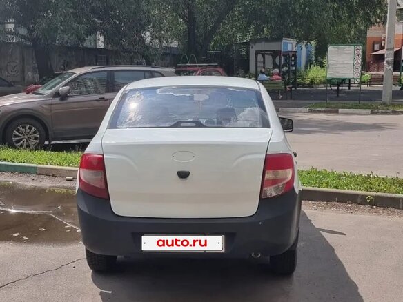 2013 Lada (ВАЗ) Granta I, белый, 205000 рублей - вид 4