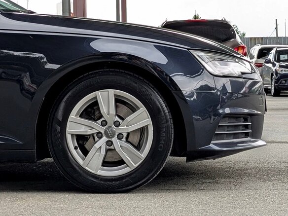 2018 Audi A4 V (B9), чёрный, 1800000 рублей - вид 11