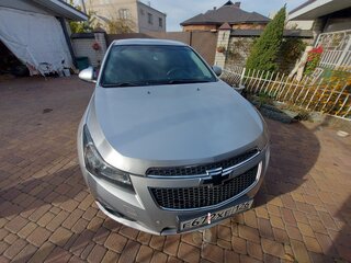 2011 Chevrolet Cruze I, серебристый, 750000 рублей, вид 3