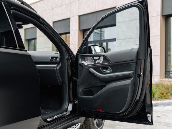 2021 Mercedes-Benz GLS AMG 63 AMG II (X167), чёрный, 17000000 рублей - вид 18