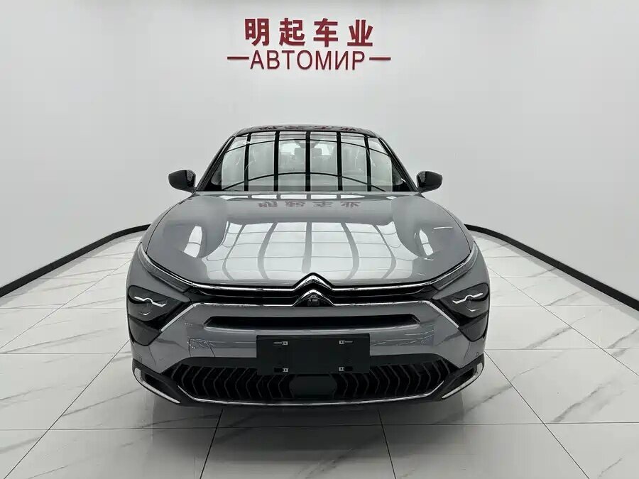 Открыть фотографии: Citroen C5 X