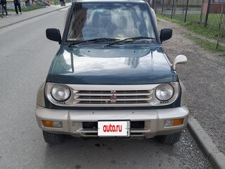 1996 Mitsubishi Pajero Junior, зелёный, 550000 рублей, вид 3