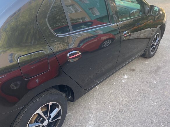 2015 Renault Logan II, чёрный - вид 4