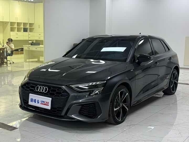 Открыть фотографии: Audi A3 IV (8Y)