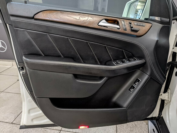 2015 Mercedes-Benz GL-Класс 350 II (X166), белый - вид 17