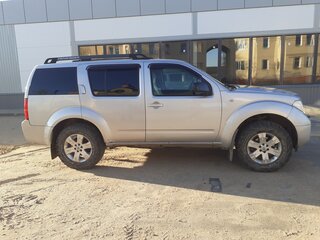 2006 Nissan Pathfinder III, серебристый, 1080000 рублей, вид 2