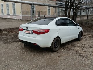 2012 Kia Rio 4-speed III, белый, 870000 рублей, вид 5