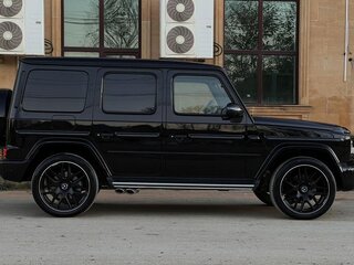 2021 Mercedes-Benz G-Класс 500 III (W463), чёрный, 18000000 рублей, вид 3