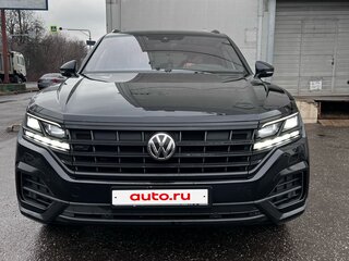 2019 Volkswagen Touareg III, чёрный, 5200000 рублей, вид 2