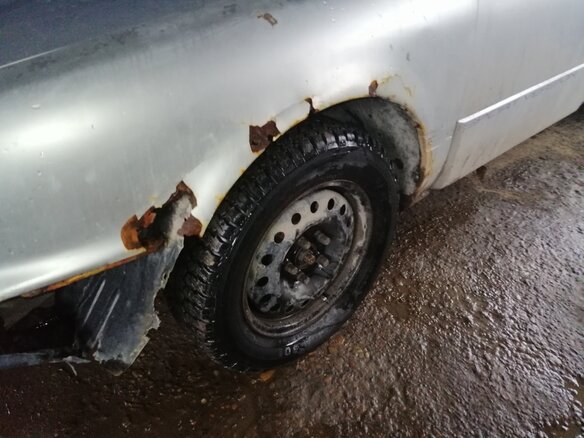 1996 Nissan Cefiro II (A32), серебристый, 280000 рублей - вид 8
