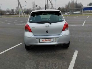 2009 Toyota Vitz II (XP90), серый, 600000 рублей, вид 3
