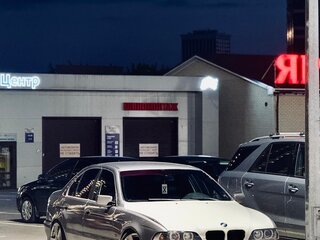 2000 BMW 5 серии 523i IV (E39), серебристый, 1000000 рублей, вид 3