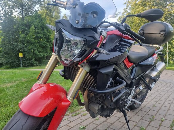 2018 BMW F 800 R, красный, 800000 рублей - вид 14