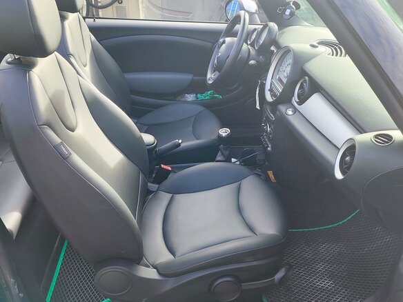 2011 Mini Cabrio Cooper II Рестайлинг, зелёный, 1450000 рублей - вид 17