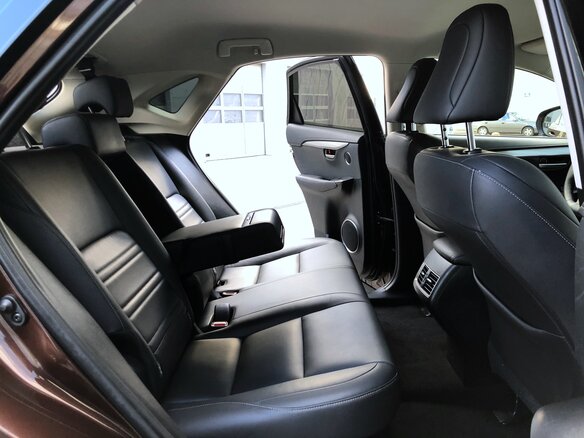 2016 Lexus NX 200 I, коричневый - вид 9