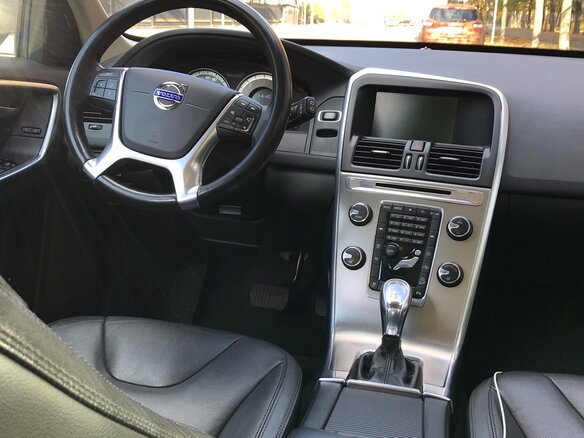 2012 Volvo XC60 I, бежевый - вид 4