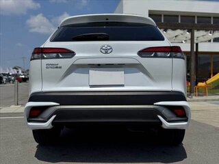 2023 Toyota Corolla Cross I, белый, 1894000 рублей, вид 4