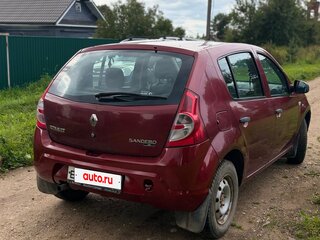 2014 Renault Sandero I, красный, 390000 рублей, вид 5