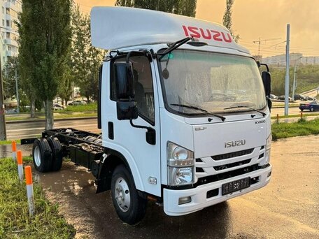 2022 Isuzu Elf (N-series), белый, 4200000 рублей, вид 2