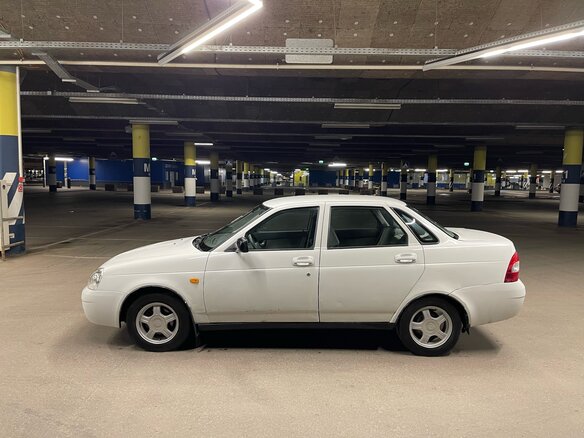 2010 Lada (ВАЗ) Priora I, белый, 290000 рублей - вид 5