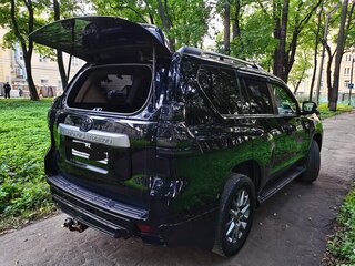 2019 Toyota Land Cruiser Prado 150 Series Рестайлинг 2, чёрный, 4300000 рублей, вид 4