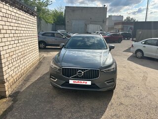 2020 Volvo XC60 II, серебристый, 3500000 рублей, вид 2