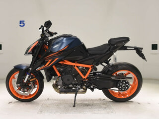 2023 KTM 1290 Super Duke R, чёрный, 1500000 рублей, вид 3