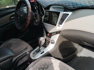 2011 Chevrolet Cruze I, серый, 900000 рублей, вид 3