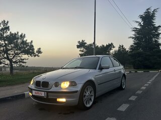 2002 BMW 3 серии Compact 318i IV (E46) Рестайлинг, серебристый, 700000 рублей, вид 1